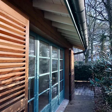 Сasa de vacaciones Wooden House, Forest And Sea